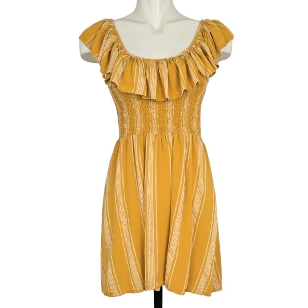 RIP CURL Women's Dress Off The Shoulder Ruffled Smocked Mustard Yellow Cream S